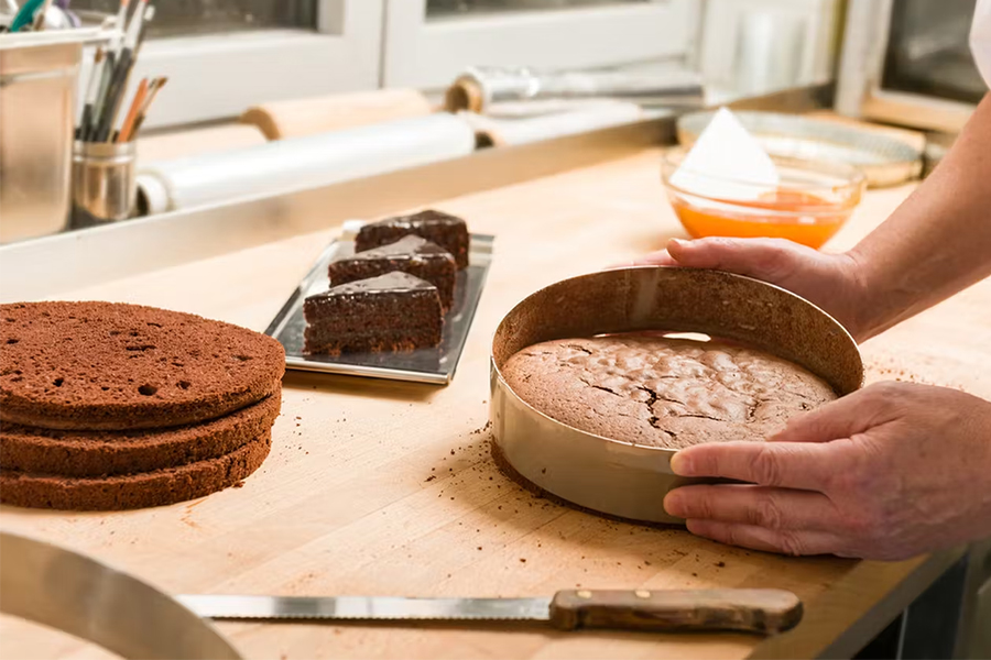 The Delightful Experience of the 1 lb Square Bread Loaf Pan