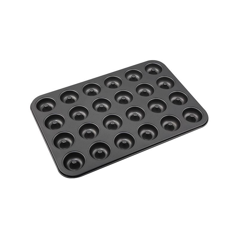 Unlocking The Advantages of the 24-Cup Carbon Steel Muffin Pan